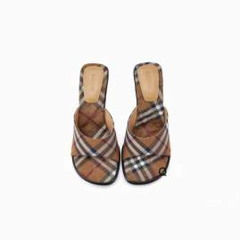 Picture of Burberry Shoes _SKUBurberrysz35-4010CMGDT04021910